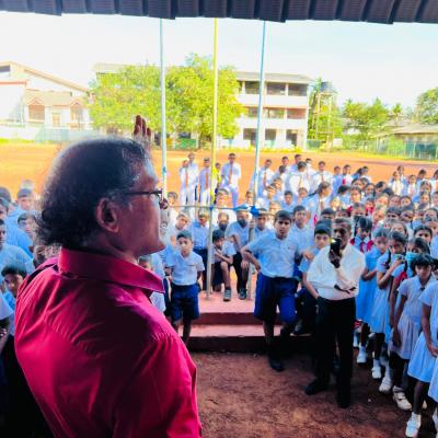 ගුරුපිය අභිවන්දනා!